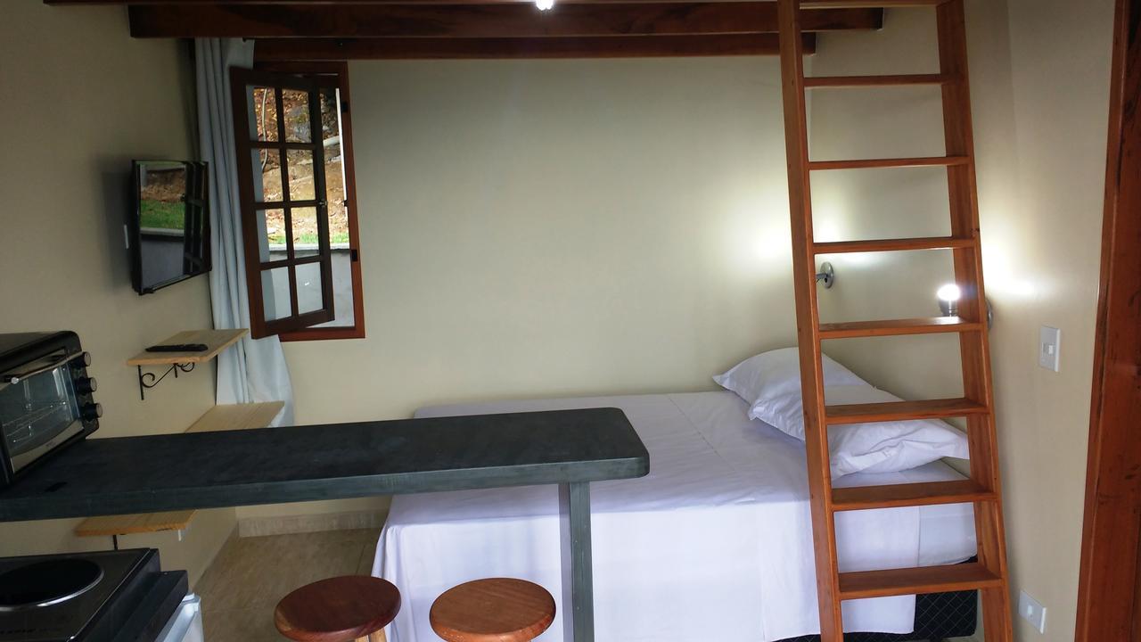 Burung Flats Itamambuca - Hospedagem Com Vista Para O Mar Ubatuba Room photo